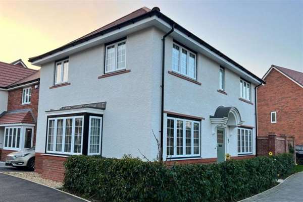 The Benefits of House Rendering: Aesthetic Appeal, Insulation, and Kerb Appeal